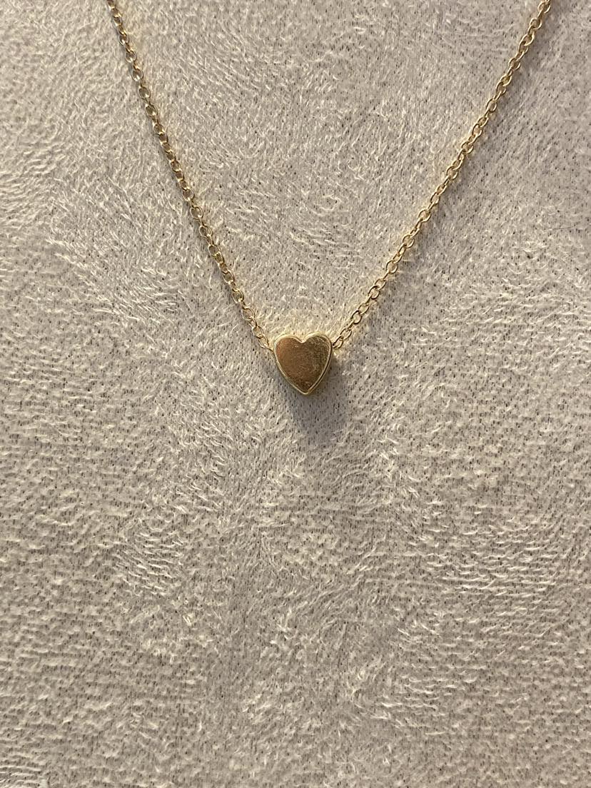 Dainty Choker Style Necklace With a Small Heart Pendant - Golden Coloured